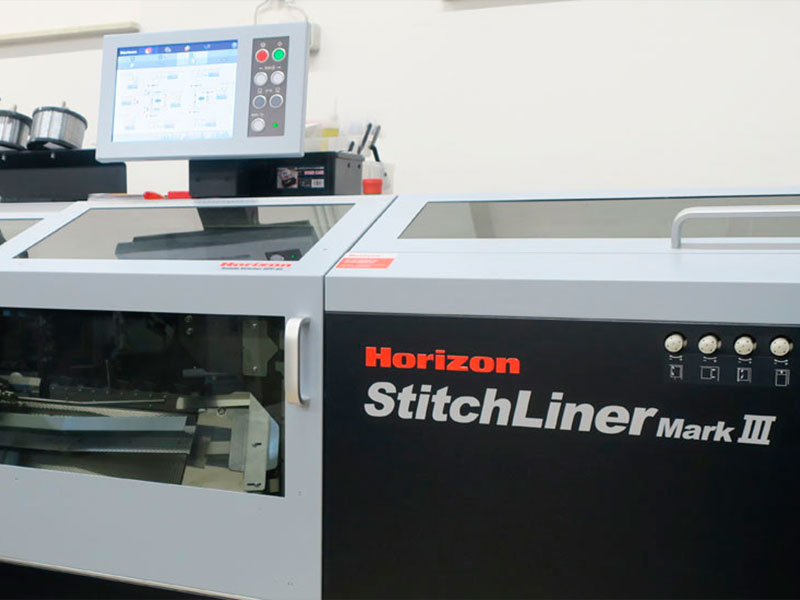 Перфекционисты в офсетной и цифровой печати выбирают Horizon StitchLiner Mark III 