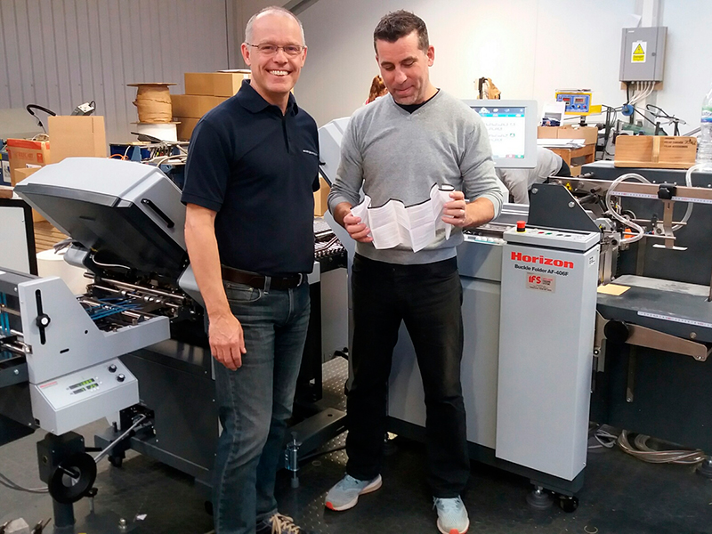 Horizon AF-406 в типографии Hartgraph: удобство использования в сочетании с высокой точностью Horizon AF-406 в типографии Hartgraph: удобство использования в сочетании с высокой точностью